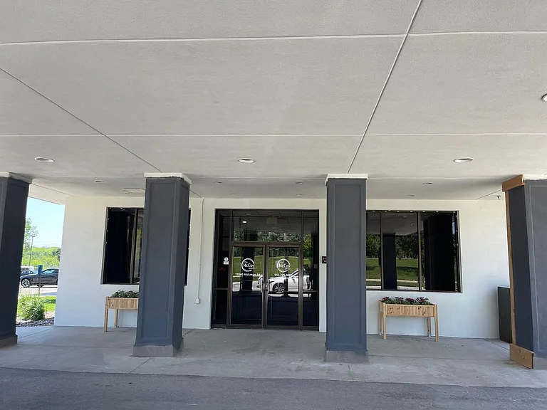 The McCoy at 8035 Apartments - Clive — Photo 45