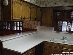4th image of 3907 Skylark Ave