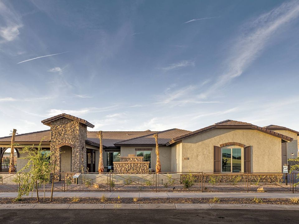 Elevation Dolca Exterior