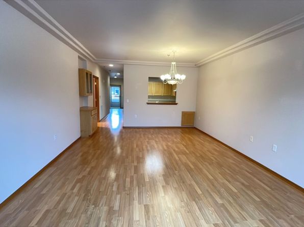 834 Pavilion Pl, Ashland, OR 97520