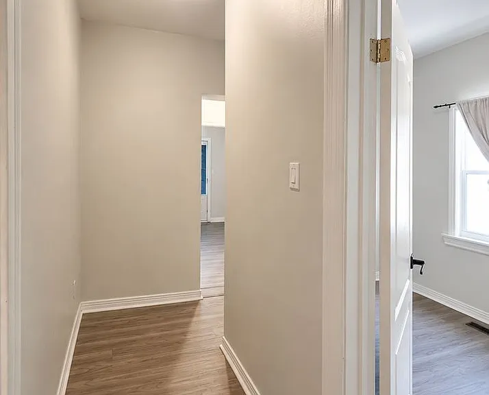 918 Princess Ave #1 — Photo 6