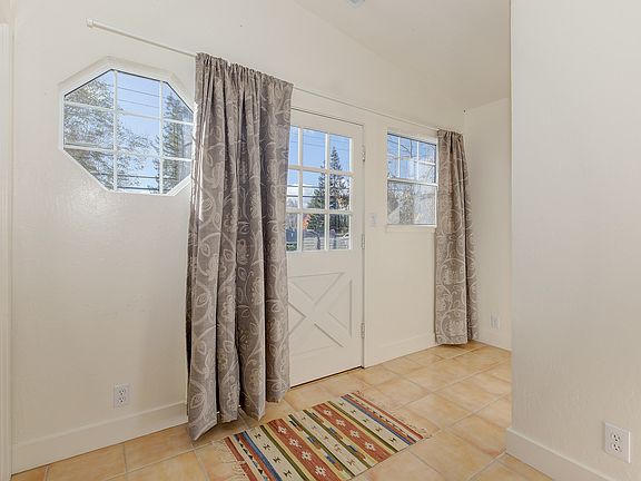 5th image of 4031 Fair Oaks Ave #2
