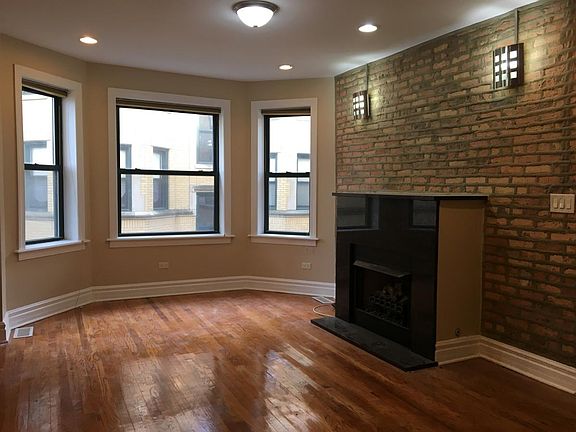 2nd image of 6612 S Kenwood Ave APT 114
