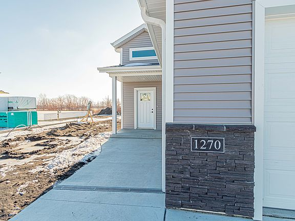 2nd image of 1270 Marlys Dr W