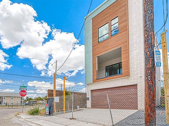 5th image of 3511 Anita St