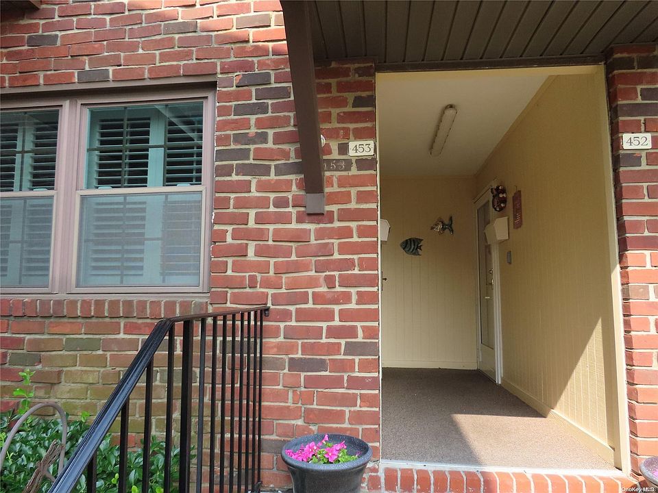 1st image of 453 Mariners Way #453