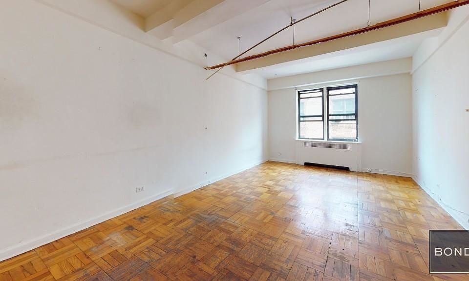 1st image of 425 W 205th St #5L