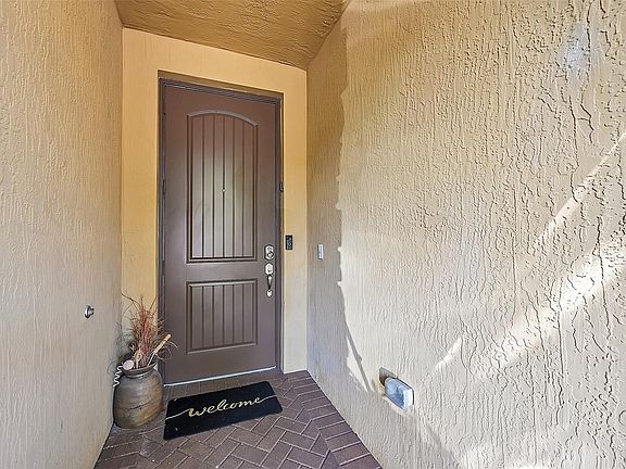 4th image of 9593 S Town Parc Circle #9593
