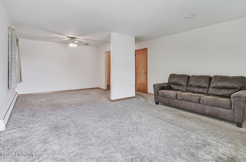 3rd image of 31 Fairfield Avenue