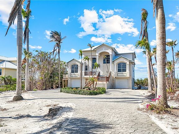 3rd image of 6013 Clam Bayou Ln
