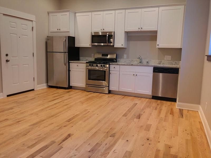 1st image of 728 E Lincoln Ave APT 4