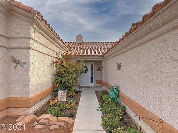4th image of 4608 Mancilla St