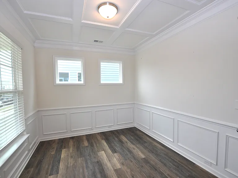 536 Laurens St — Photo 14