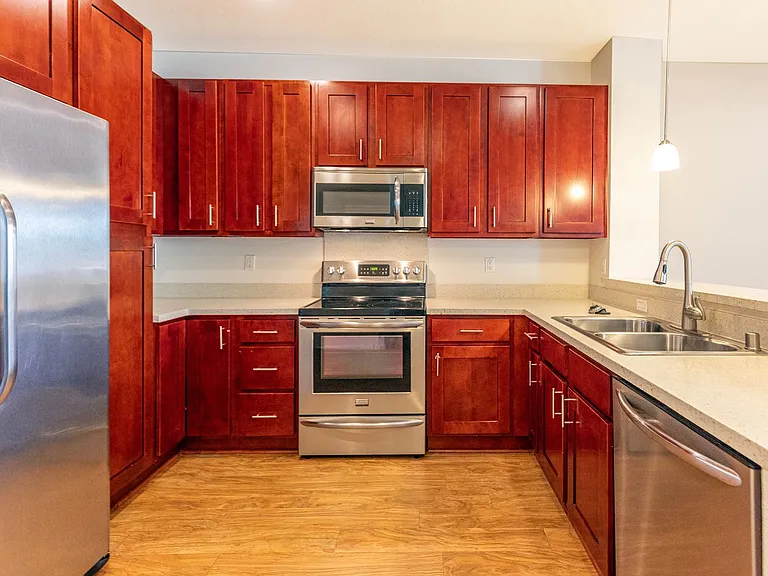 550 Kamaaha Ave #504 — Photo 2