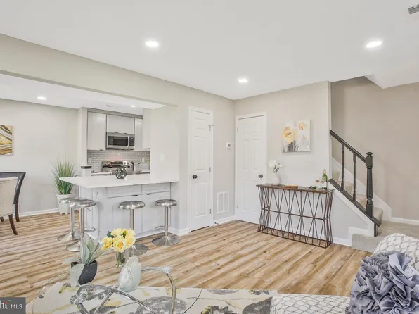 3403 White Fir Ct, Waldorf, MD 20602