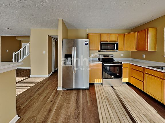 5th image of 10823 Ashwood Dr