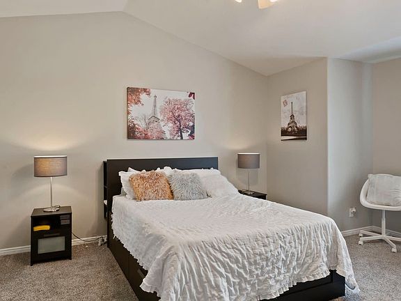 4th image of 2417 S Big Village Ct