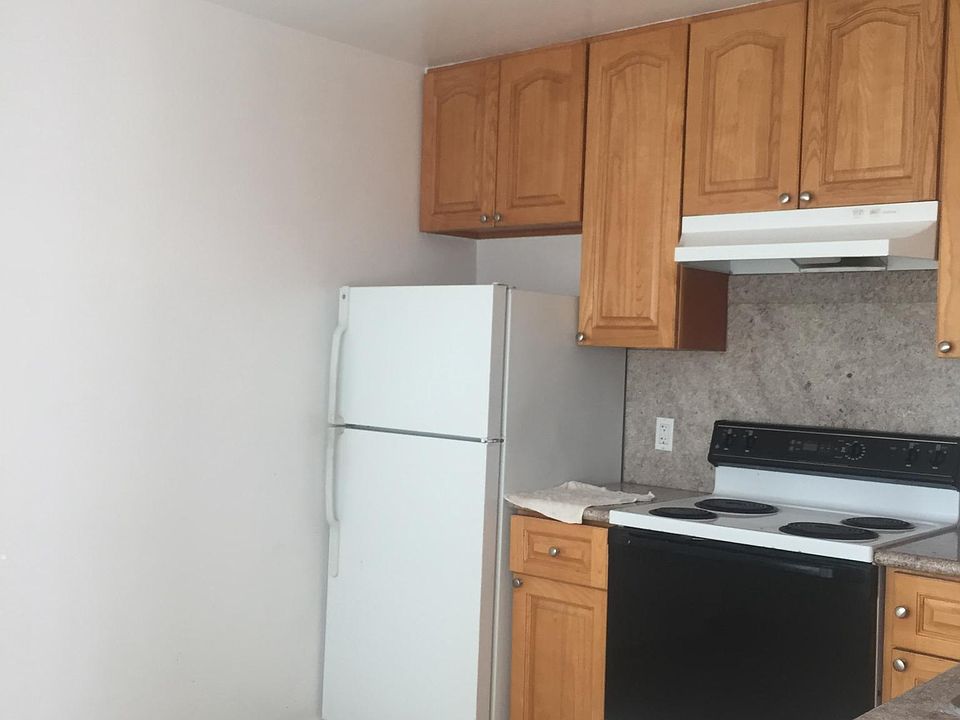 2nd image of 323 88th St APT 2