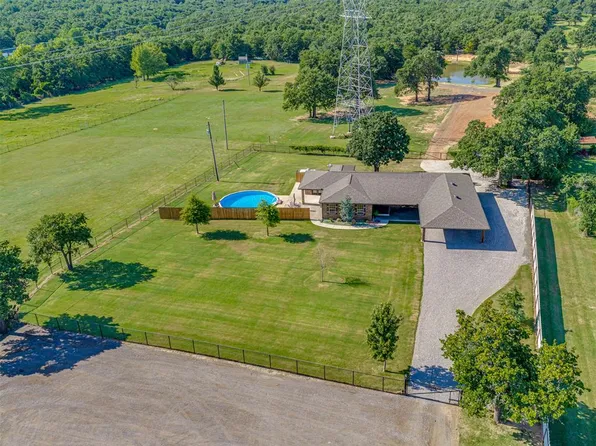 15639 SE 29th St, Choctaw, OK 73020