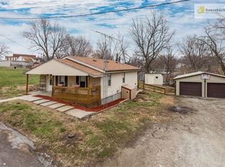 203 Willis St, De Kalb, MO 64440