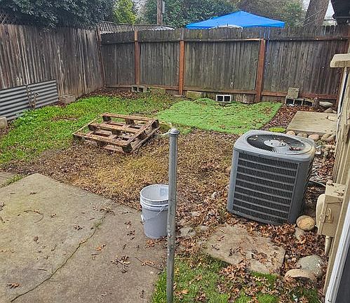 3rd image of 5901 S Land Park Dr #5865