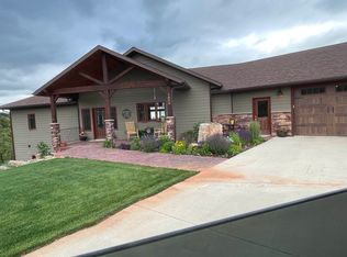 1404 E Woodland Dr, Spearfish, SD 57783