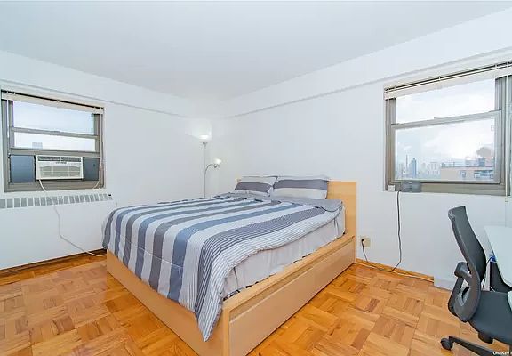 5th image of 21-85 34th Ave APT 15A