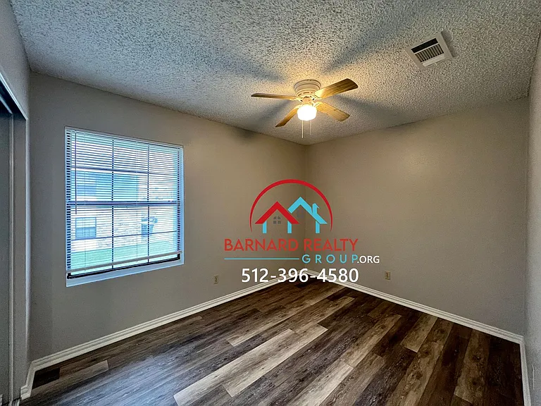 108 Lady Bird Lane — Photo 14
