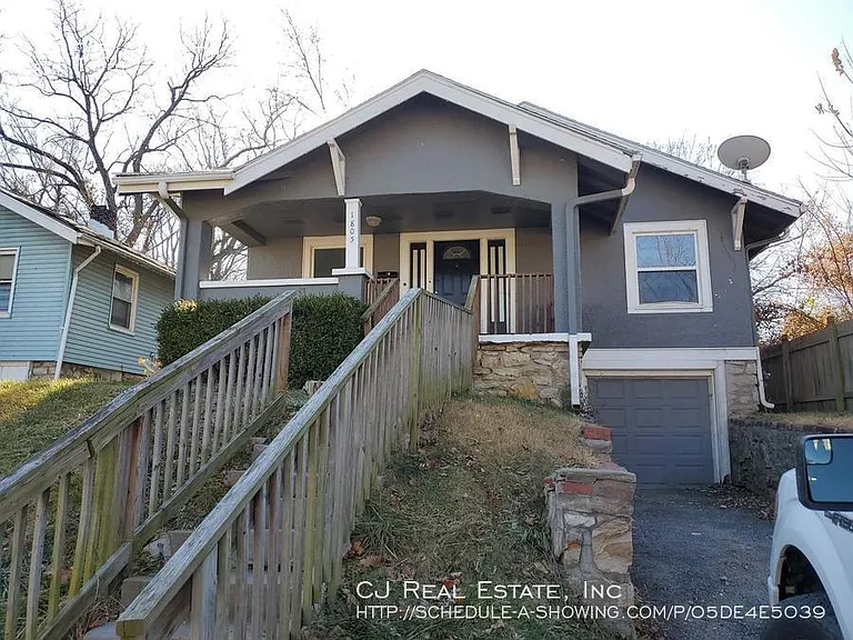 1805 E 67th St — Photo 1