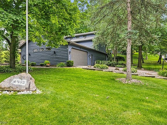 3rd image of 2402 Woodlawn Dr NW
