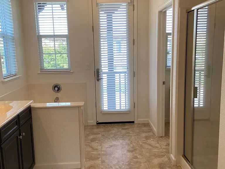 829 Blossom Rock Ln — Photo 16