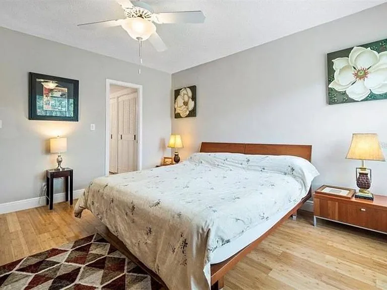 250 NE 20th St #3030 — Photo 13