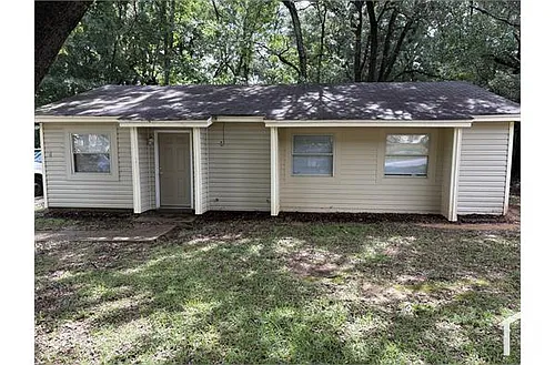 1656 Princess Helen Rd W Photo 1