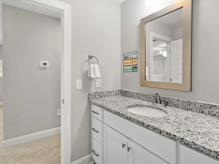 807 Thrush Dr — Photo 34