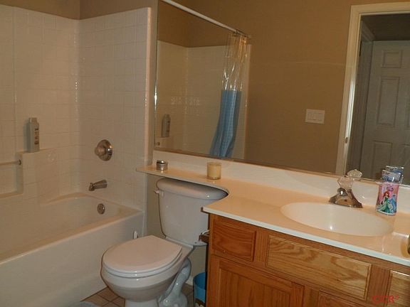 4th image of 1925 N Evelyn Ct