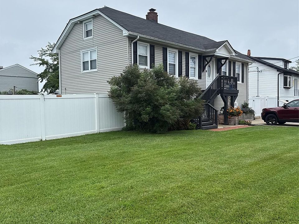 2nd image of 589 S Ocean Ave