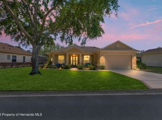 9398 Burnam Dr, Weeki Wachee, FL 34613