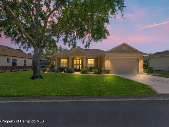 9398 Burnam Dr, Weeki Wachee, FL 34613