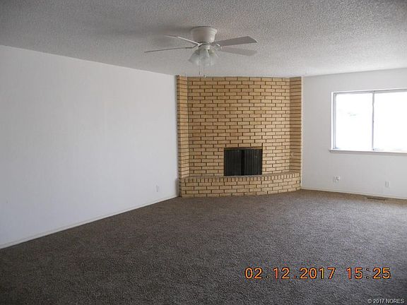 4th image of 1338 S 123rd Ave E
