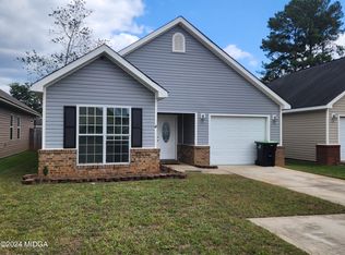 128 Rolling Woods Cir, Warner Robins, GA 31088