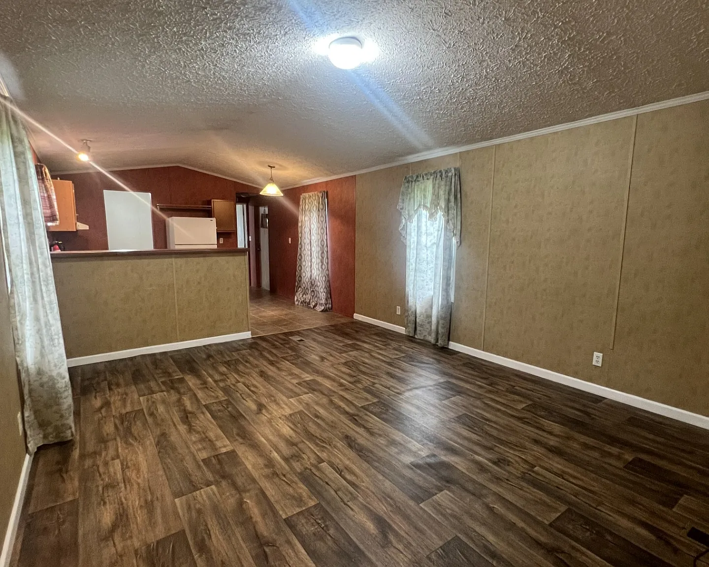 3 bed, 1740 sqft, $1,199 — Photo 2