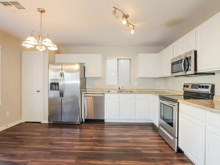 12916 W Lawrence Ct — Photo 7