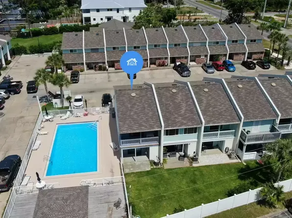 8623 N Lagoon Dr, Panama City Beach, FL