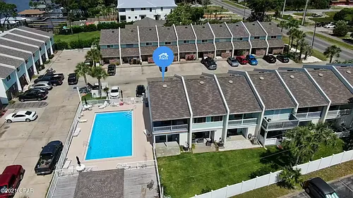 8623 N Lagoon Dr Photo 1