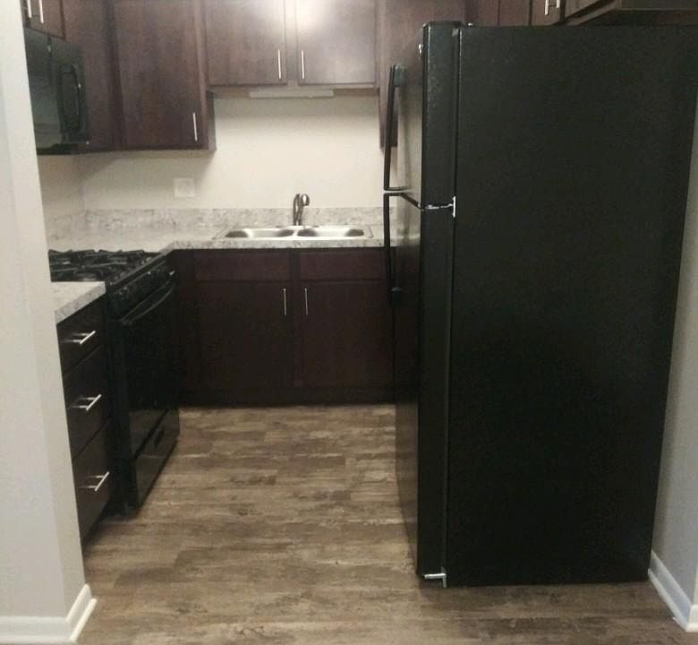 1st image of 6724 Tudor Ln APT 6