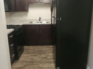 6724 Tudor Ln APT 6, Westmont, IL 60559