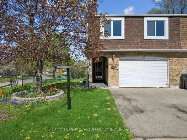 16 Salisbury Cir, Brampton, ON L6V 2Z6