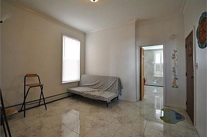 4th image of 32 Trenton St