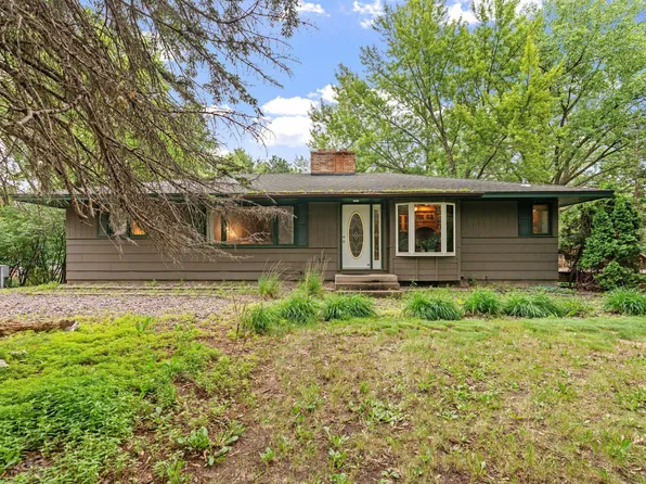 7924 W River Rd, Brooklyn Park, MN 55444