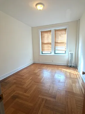 Rented by Sterea Agency | media 25